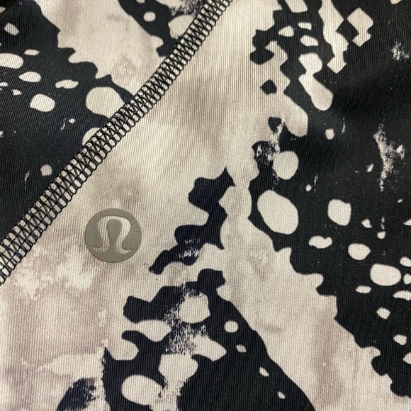 Lululemon 7/8 tight size 12 - Picture 3 of 4